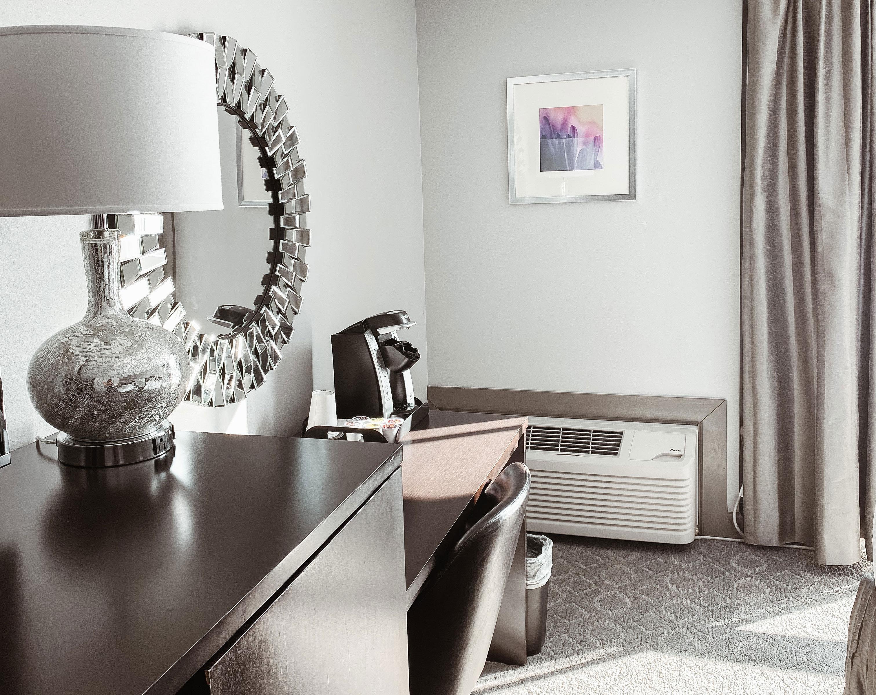 Crowne Plaza Chicago Sw - Burr Ridge By Ihg Hotel Exterior photo